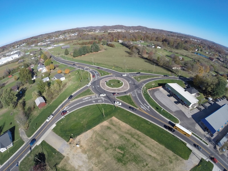 Kentucky Roundabout Receives Regional Award Burgess & Niple