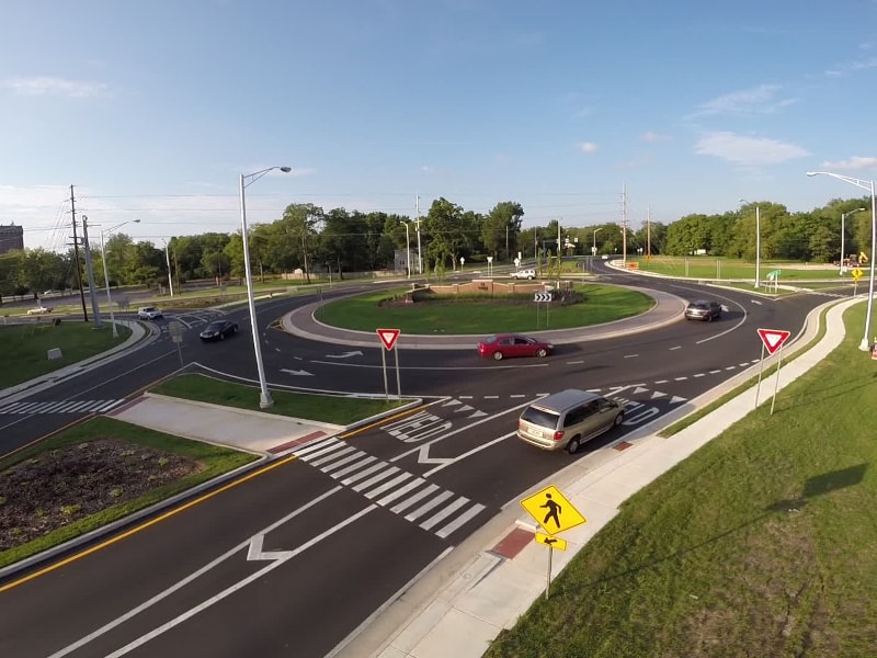 Kentucky Roundabout Receives Transportation Improvement Award Burgess